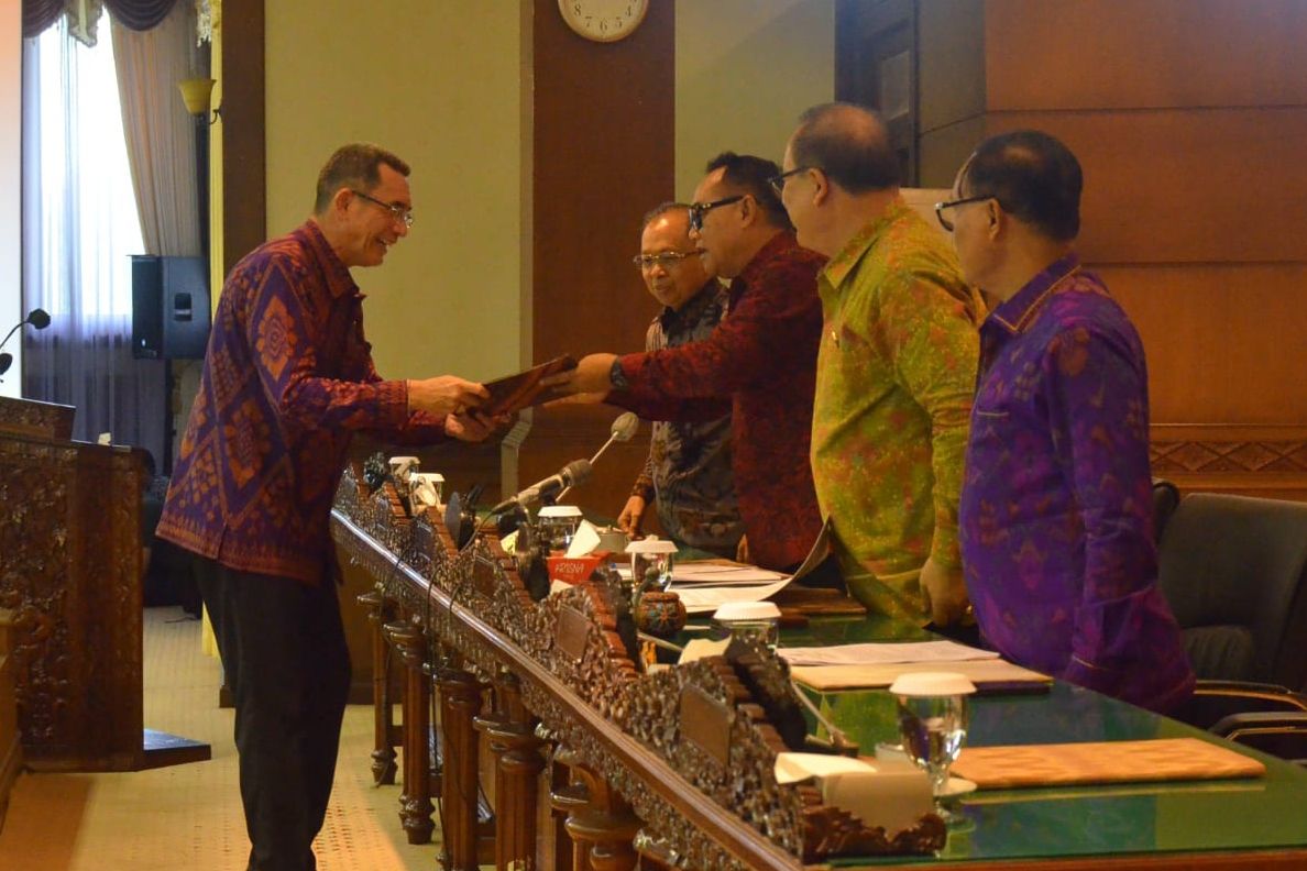 podiumnews.com-DPRD Bali Minta Sinkronisasi RTRW Provinsi dengan Kabupaten/Kota
